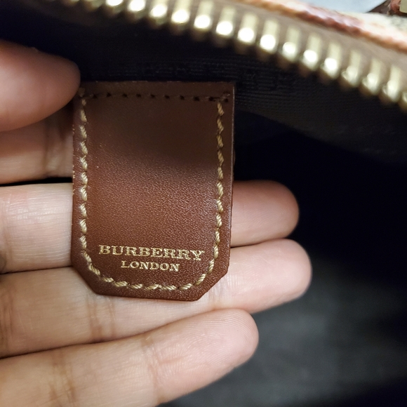 Burberry bag - Picture 5 of 9